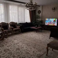 اپارتمان ۹۰ متری/ طبقه اول /حاشیه عطار /تربیت