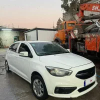 شاهین تصادفی