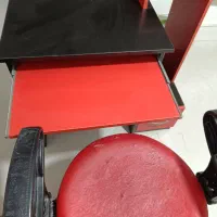 میز کامپیوتر و صندلی گردان