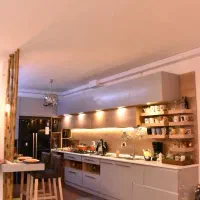 آپارتمان ۱۰۰ متری شیک و خوش نقشه