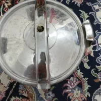 زودپز  طرح قدیم فوق العاده عالی|ظروف پخت‌وپز|میناب, |دیوار