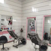 فروش فوری دکور سالن زیبایی به صورت کلی وجزیی