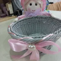 عروسک سبد دار