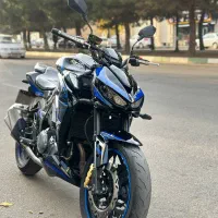z1000