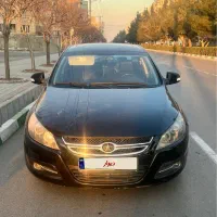 جک J5 مدل ۱۳۹۳