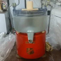 آبمیوه گیری قدیمی کارکرده سالم