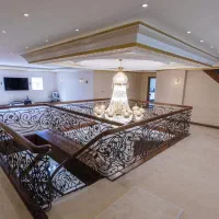 کارگاه ونمایشگاه پله چوبی نرده چوبی وچوبفلز کفپله|خدمات پیشه و مهارت|شیراز, تاچارا|دیوار