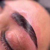 ۲۰درصد تخفیف لیفت ابرو و مژه