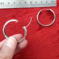 گوشواره نقره|جواهرات|ری, شهید غیوری (ابن باویه)|دیوار