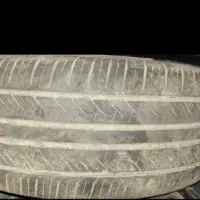 ۴عددلاستیک ۲۰۵پژویی ۷۰درصد با رینگ