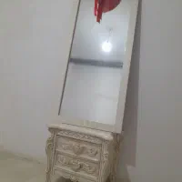 اینه|آینه|کرج, پیشاهنگی|دیوار