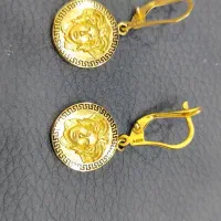 گوشواره و پلاک ورساچ