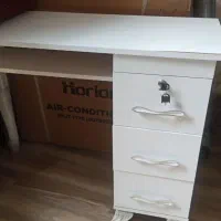 فروش لوازم  تجهیزات آموزشگاه آرایشی|آرایشگاه و سالن‌های زیبایی|قزوین, |دیوار