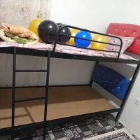 تخت خواب دو طبقه فلزی|تخت و سرویس خواب|مشهد, سیسآباد|دیوار