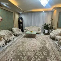 مبل نیمه سلطنتی