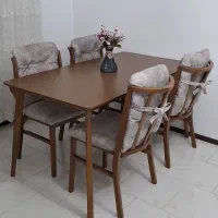 میز ناهار خوری