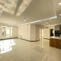 ۹۳متر/فول امکانات/۶ساله/رو به آفتاب