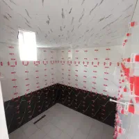 کاشیکار.نصب بروز کاشی وسرامیک ب روش دوغابی وچسبی|خدمات پیشه و مهارت|صومعه‌سرا, |دیوار