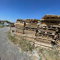 پالت چوبی در حد نو