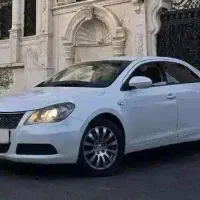 سوزوکی کیزاشی اتوماتیک