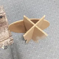 باسلام یک عدد پایه گلدن چوبی وقابل جمع جور
