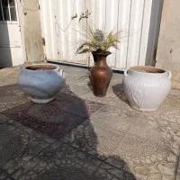 سه عدد گلدان سفالی بزرگ