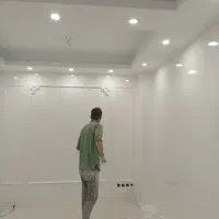 نقاشی و رنگ آمیزی ساختمان شبانه روزی تهران و حومه.