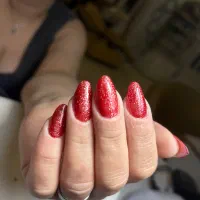 تخفیف ویژه خدمات ناخن