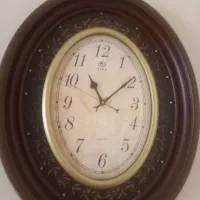 ساعت دیواری سایز بزرگ برند تارا خیلی سالم ب شرط