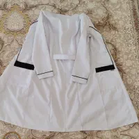 روپوش پزشکی یا پرستاری|لباس|بروجن, |دیوار