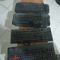 کیبورد کامپیوتر سالم و نیاز به تعمیر