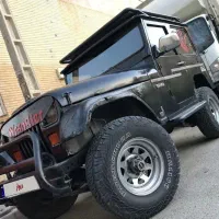 جیپ صحرا مدل ۷۵