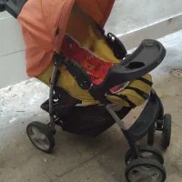 کالسکه کودک کاملا سالم بدون ایراد در حد نو