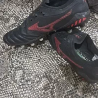 کتونی فوتبال چمن