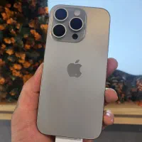 ۱۵ پرو اکبند