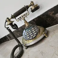تلفن رومیزی