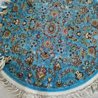 قالیچه تمیز نو استفاده بسیار کم .1ونیم دوعدد