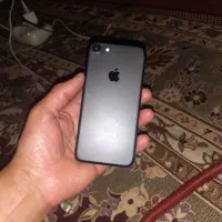 ایفون ۷روشن سالم‌ به قیمت باطری و آل سی دی میدم‌