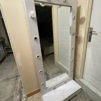 آینه چراغدار بدون آینه