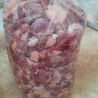 خورده گوشت گوساله تیکه درشت
