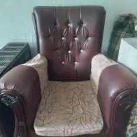 مبل ۴ نفره چرم به همراه میزعسلی مناسب سوئیت یا باغ|مبلمان خانگی و میز عسلی|همدان, |دیوار