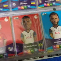 کیمزی|اسباببازی بچه|قائن, |دیوار