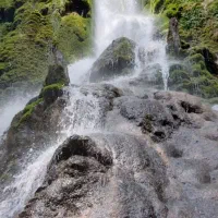 طبیعت گردی آبشار سمبی