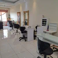 اجاره صندی رنگ و مش میز ناخن وخدمات