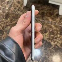 SE 2020 128g آیفون|موبایل|تبریز, |دیوار