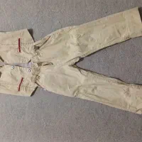 کت جین ۲عدد و کت کتان کرم ۱عدد و ۱دست جلیقه  شلوار