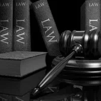 وکیل پایه یک دادگستری همدان