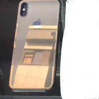ایفون xs