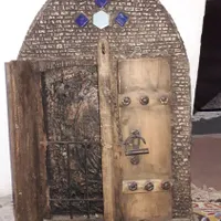 تابلو و آیینه تزئینی، مسی قدیمی