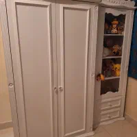 سرویس تخت وکمدو دراوروتشک آپاداناومبل